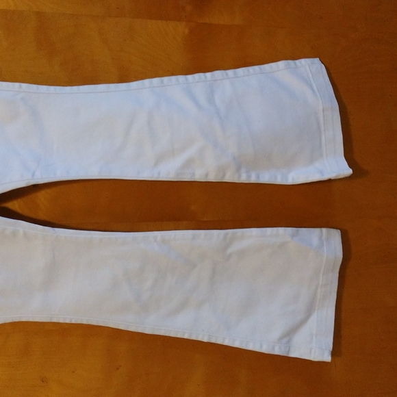 Freestyle Revolution denim white jeans. - Picture 3 of 7
